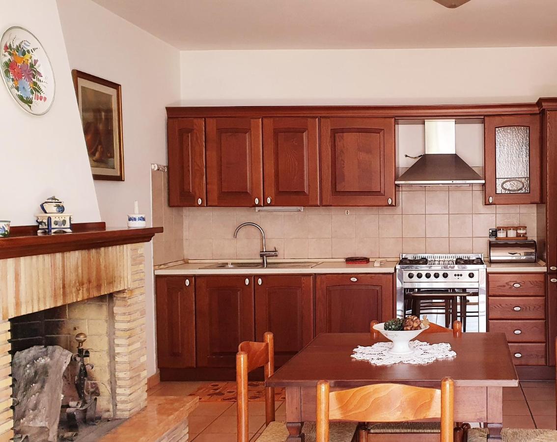 Bed and Breakfast Casa Ciuffina à Civitella Casanova Extérieur photo